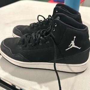 Air Jordan's youth 7